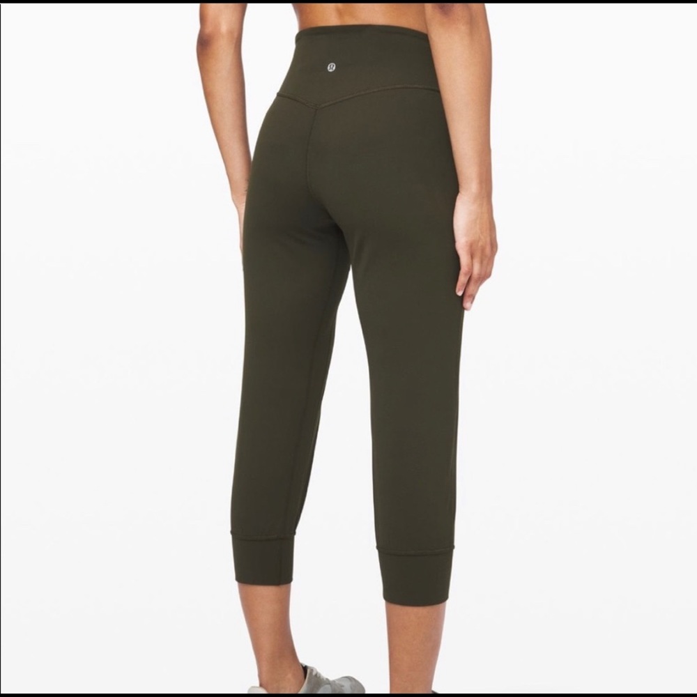 Align jogger olive green
